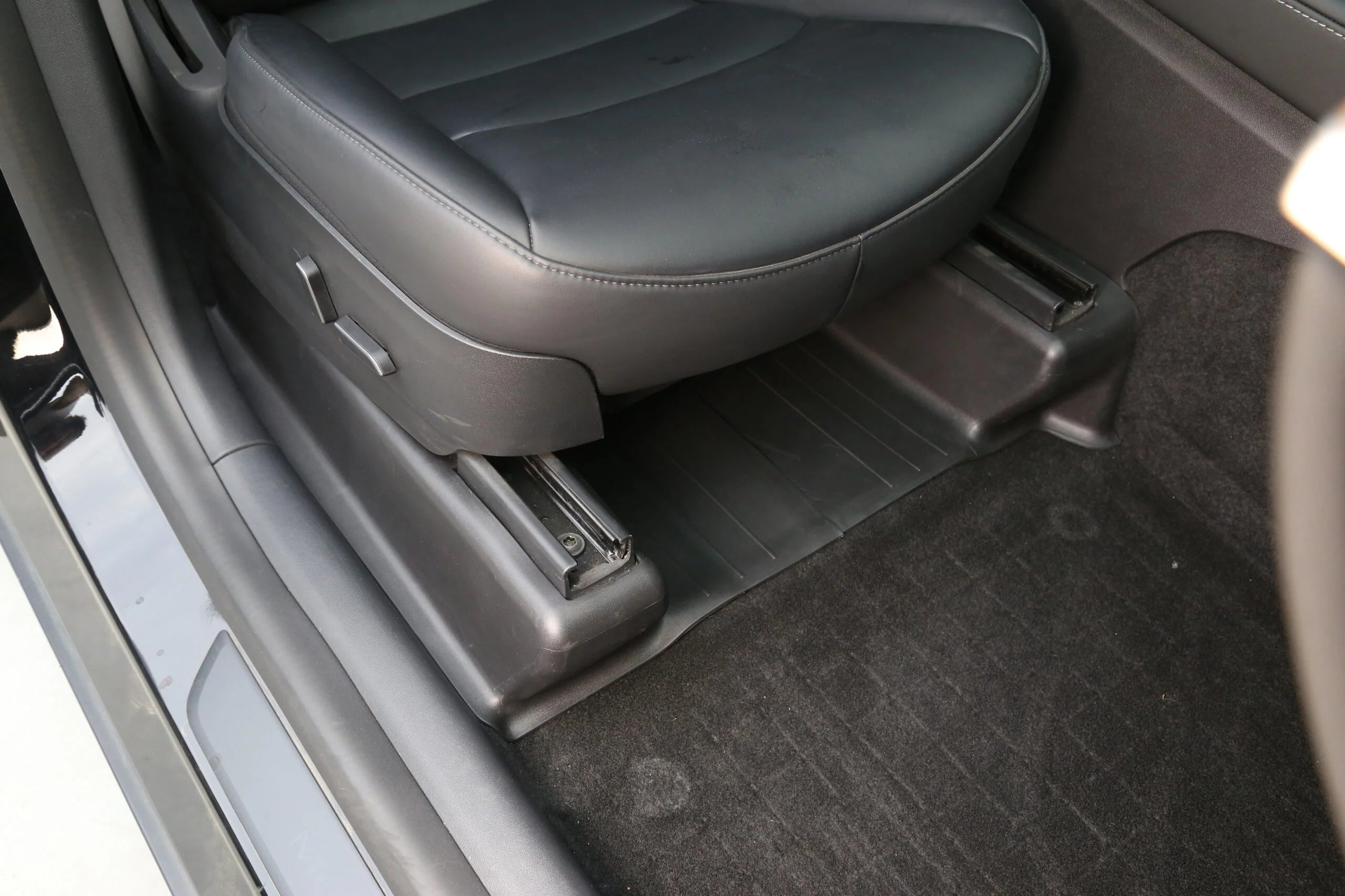 Under Seat Railing Protectors (Model Y 2022-2024)