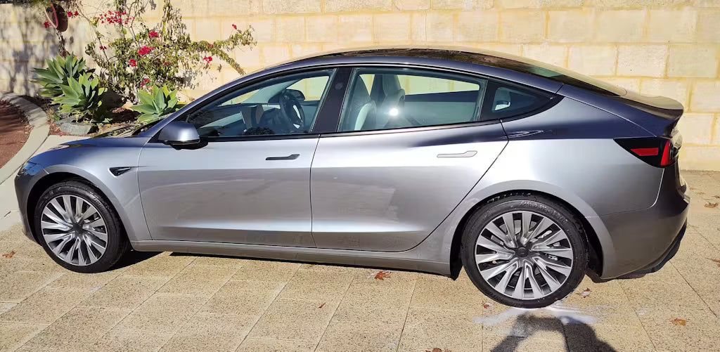 Aeroedge Wheel Cover Model 3 Highland 18 inch