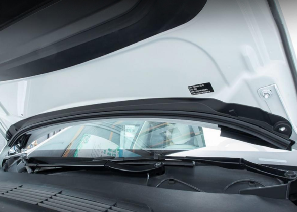 Bonnet Rain Guard Strip (Model Y 2022-2024)