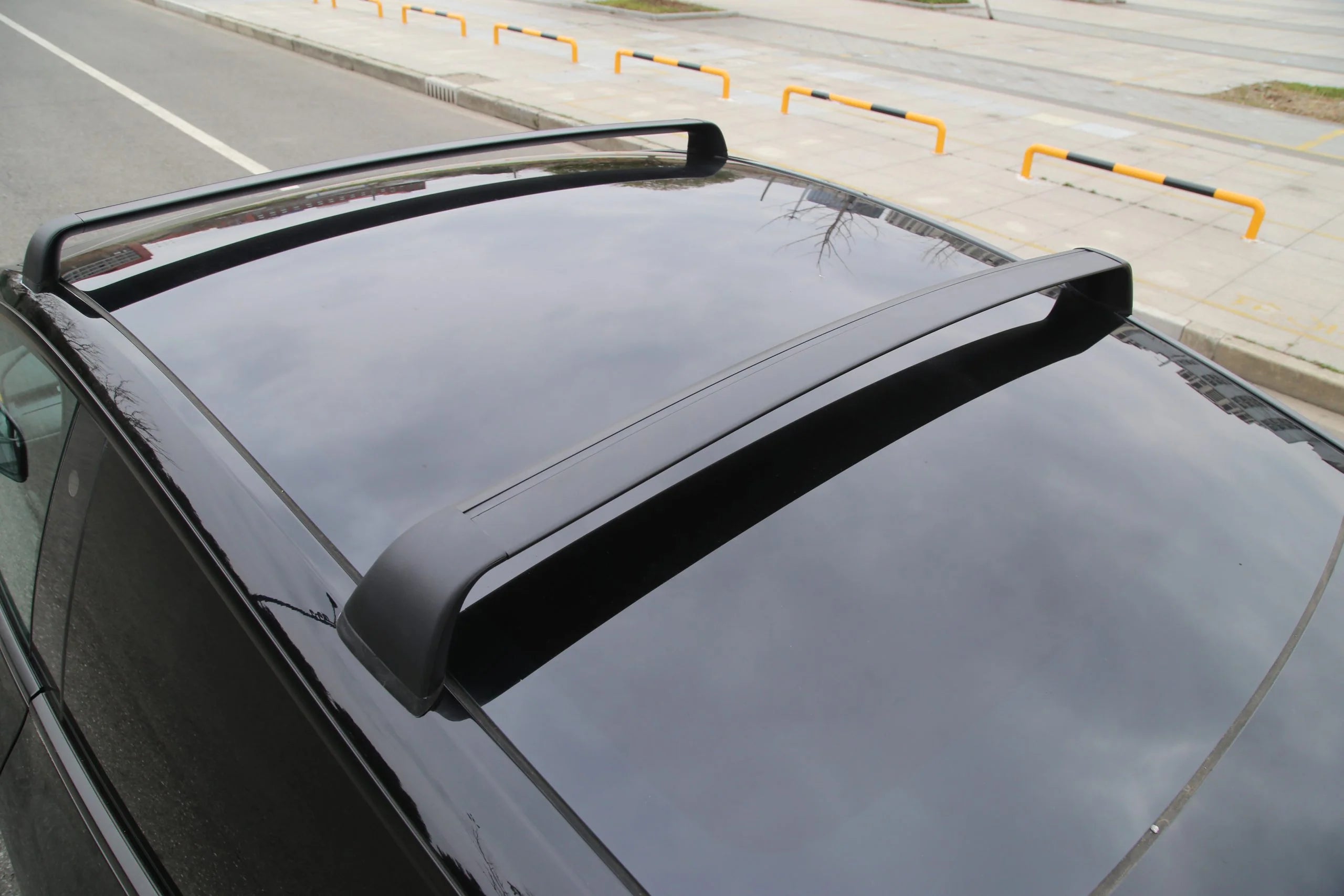 Roof Racks (Model Y/Juniper)