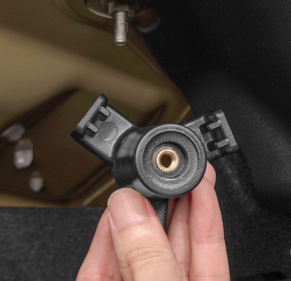 Trunk Hook (Model 3/Highland)