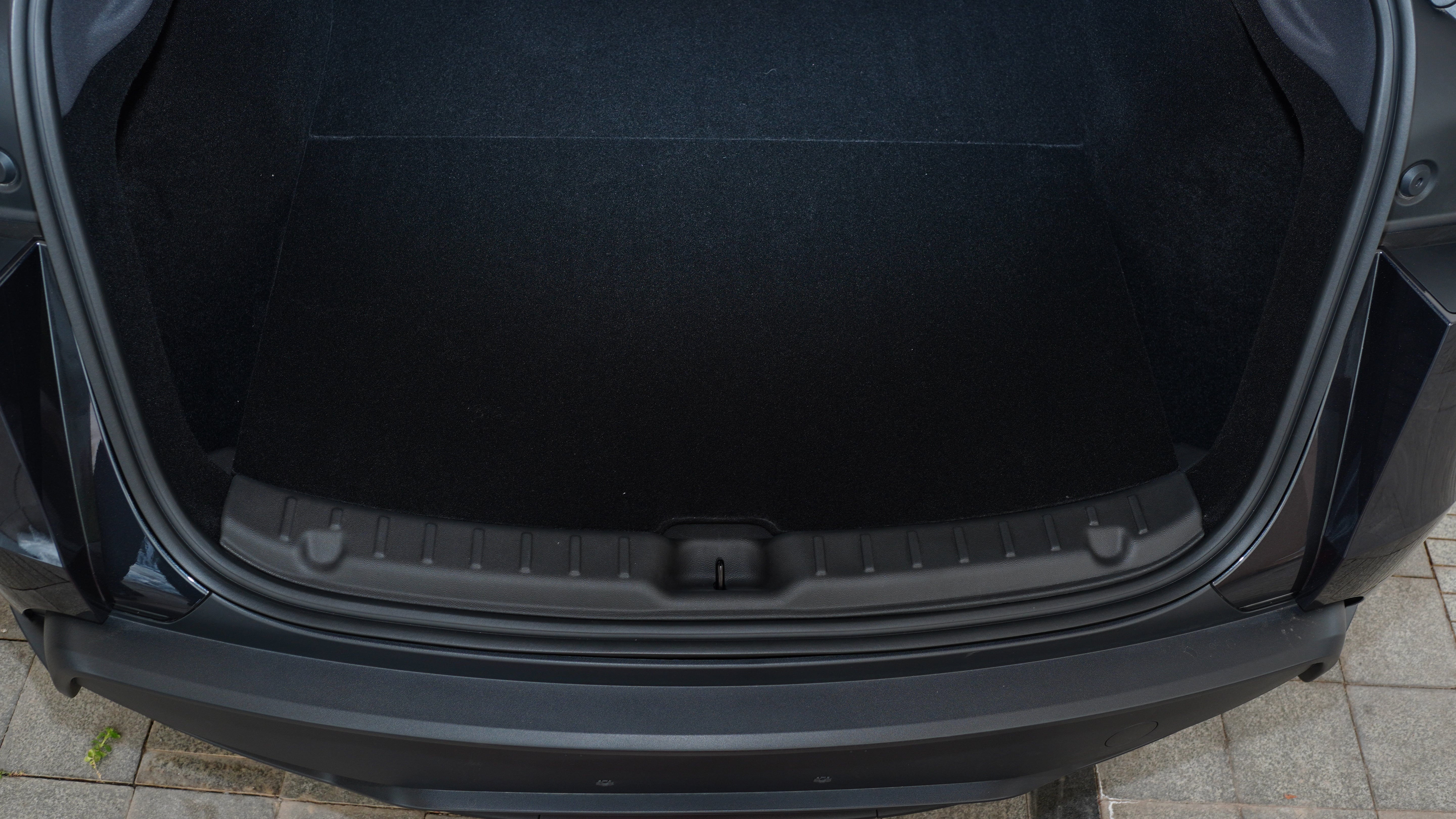 Trunk Sill Protector