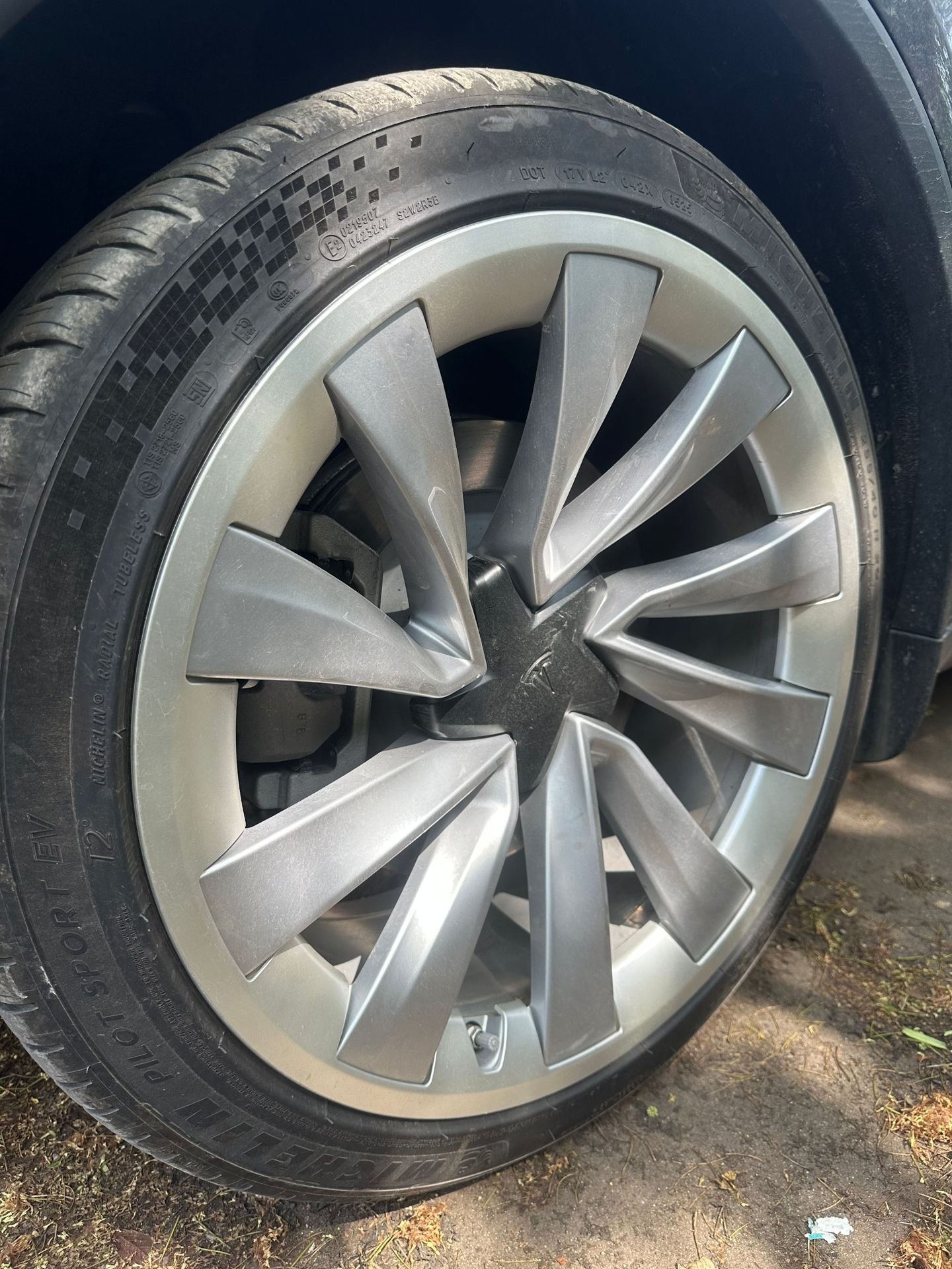 20-Inch Wheel Cover (Model Y Juniper)