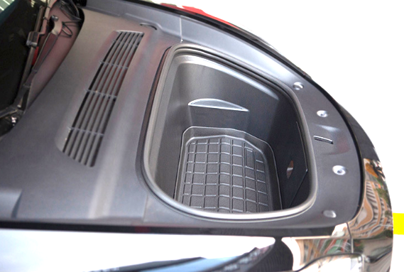 Lower Trunk Mat (Model Y)